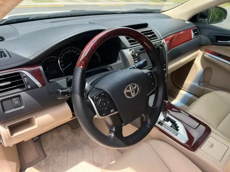 2012 Camry 2.5G Luxury Edition — миниатюра 14