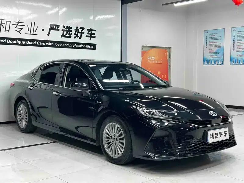 2024 Camry Hybrid 2.0HGVP Luxury Edition — миниатюра 3