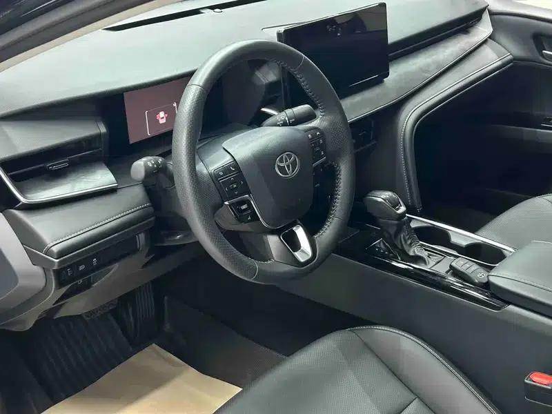2024 Camry Hybrid 2.0HGVP Luxury Edition — миниатюра 7