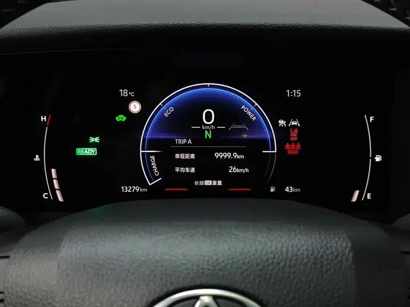 2024 Camry Hybrid 2.0HGVP Luxury Edition — миниатюра 8