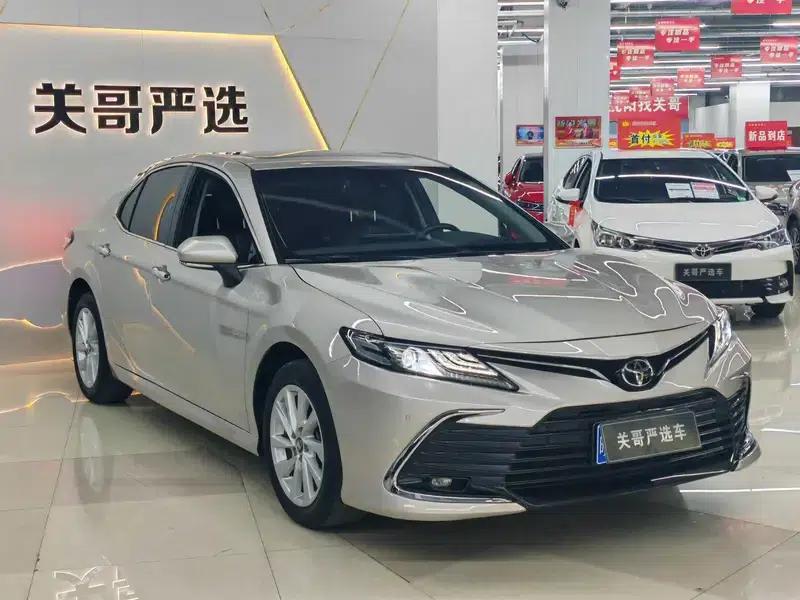2021 Camry 2.0G Luxury Edition — миниатюра 3
