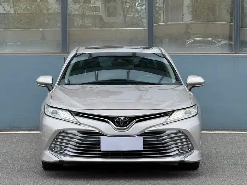 2018 Camry 2.0G Luxury Edition — миниатюра 2