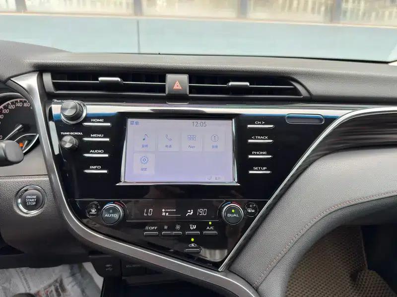 2018 Camry 2.0G Luxury Edition — миниатюра 13