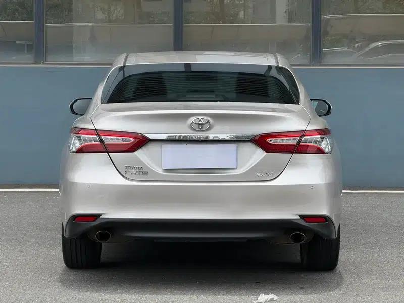 2018 Camry 2.0G Luxury Edition — миниатюра 6