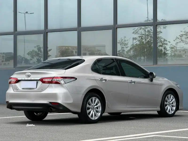 2018 Camry 2.0G Luxury Edition — миниатюра 7
