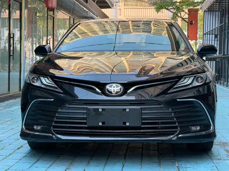 Camry 2022 2.5G Luxury Edition — миниатюра 2