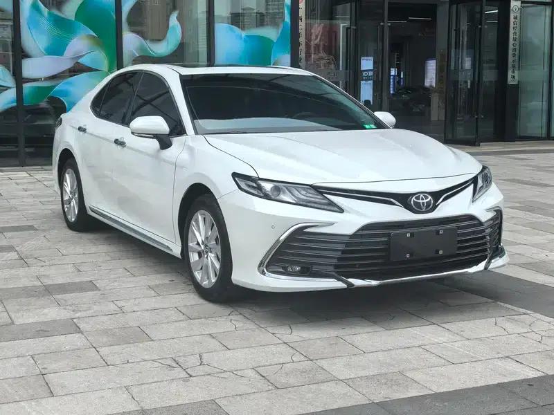 2023 Camry 2.0G Luxury Edition — миниатюра 3