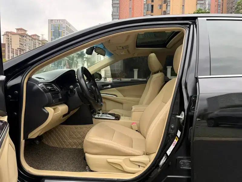 Camry 2016 2.0E 10th Anniversary Elite Edition — миниатюра 9