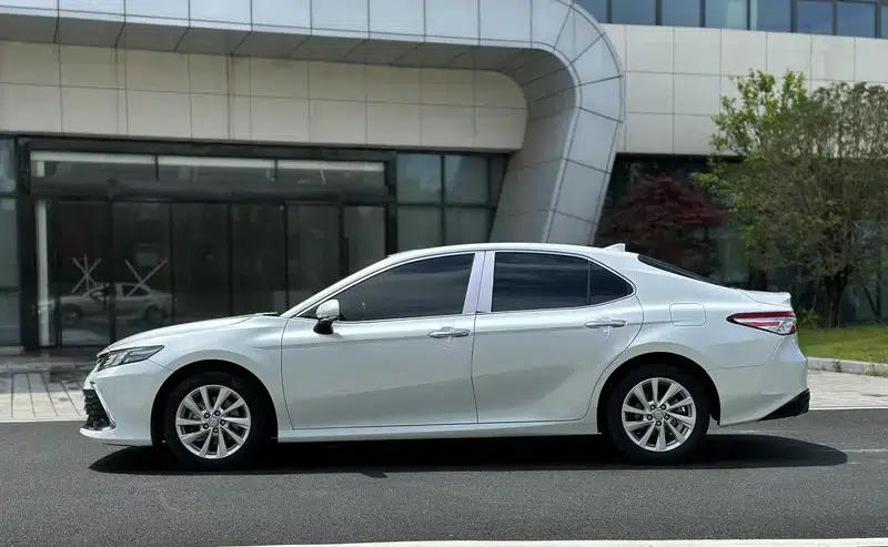2021 Camry 2.0G Luxury Edition — миниатюра 4