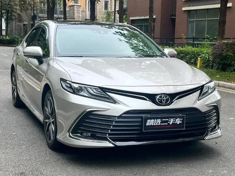 Camry 2021 2.5G Luxury Edition — миниатюра 3