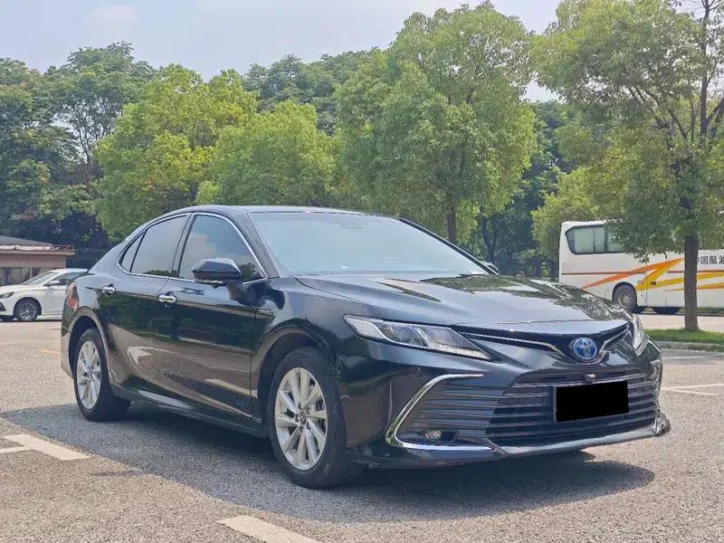 Camry 2022 Hybrid 2.5HGVP Leading Edition — миниатюра 3