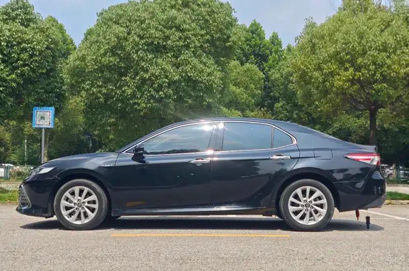 Camry 2022 Hybrid 2.5HGVP Leading Edition — миниатюра 4