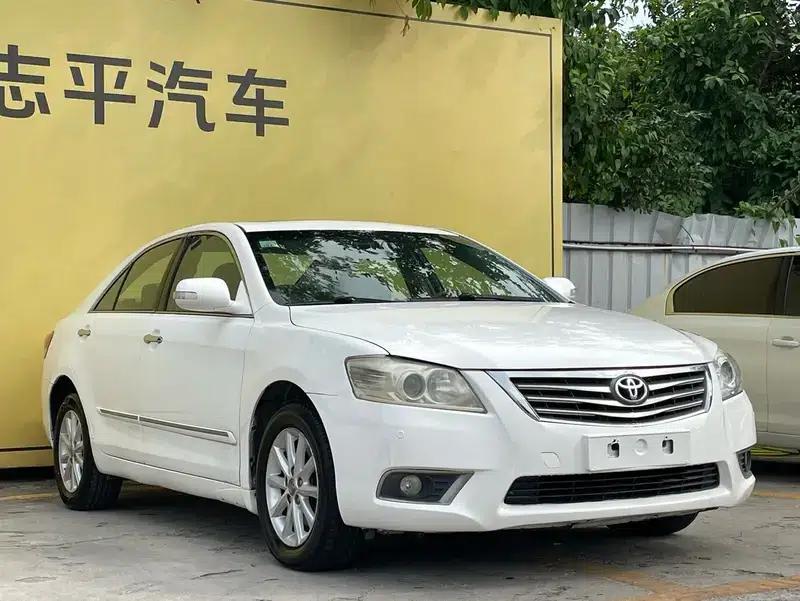 2011 Camry 200G Classic Anniversary Edition — миниатюра 3