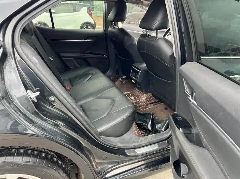 2022 Camry 2.0G Luxury Edition — миниатюра 14