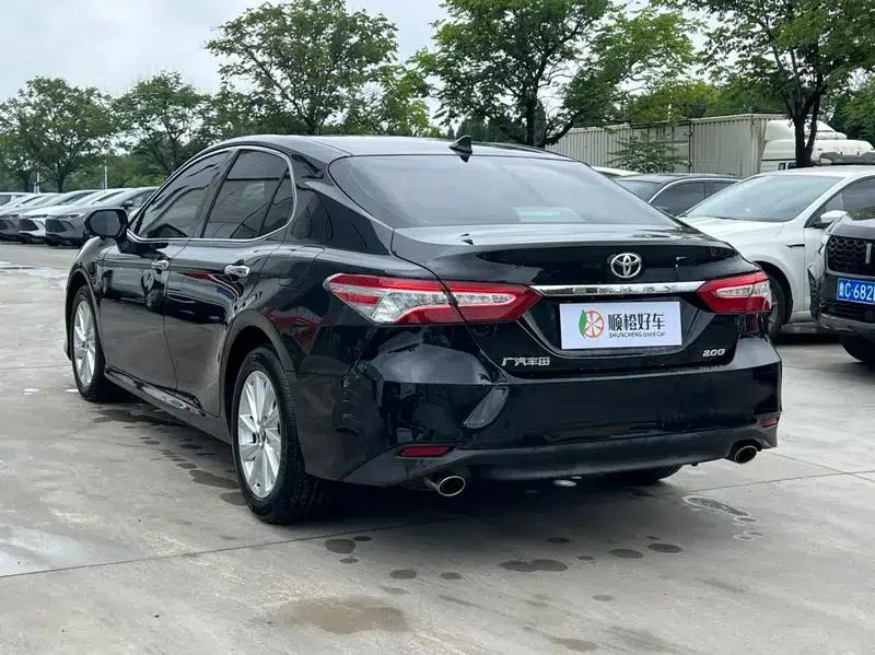 2022 Camry 2.0G Luxury Edition — миниатюра 4