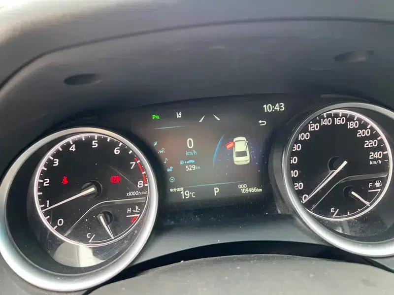 2022 Camry 2.0G Luxury Edition — миниатюра 10