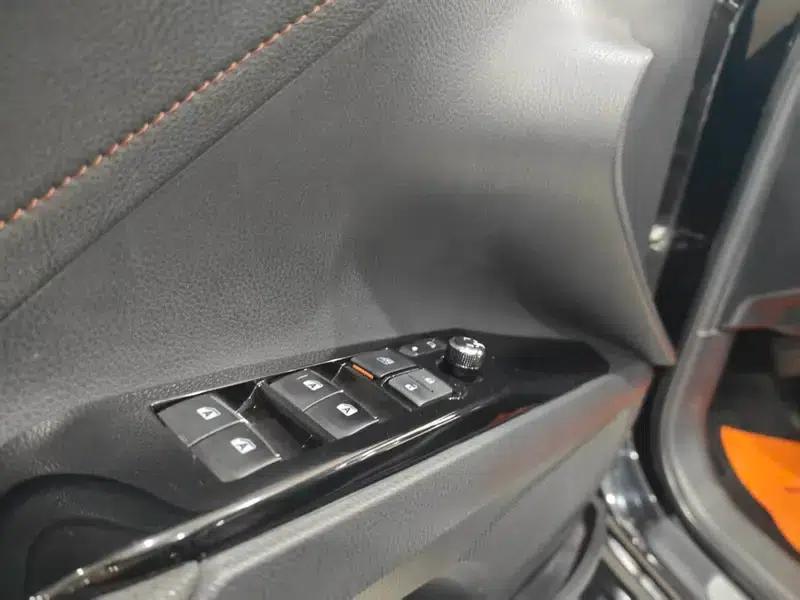 Camry 2021 Hybrid 2.5HG Luxury Edition — миниатюра 19