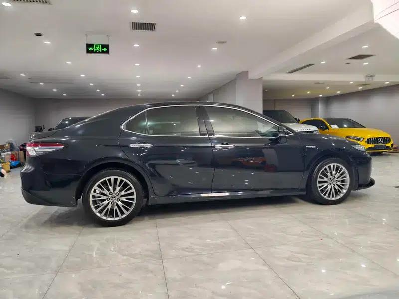 Camry 2021 Hybrid 2.5HG Luxury Edition — миниатюра 6