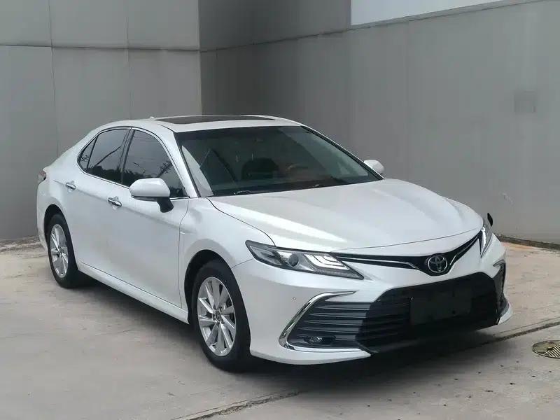 2021 Camry 2.0G Luxury Edition — миниатюра 3