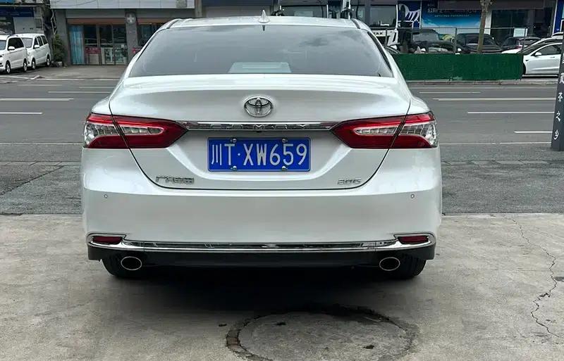 2023 Camry 2.0G Luxury Edition — миниатюра 3