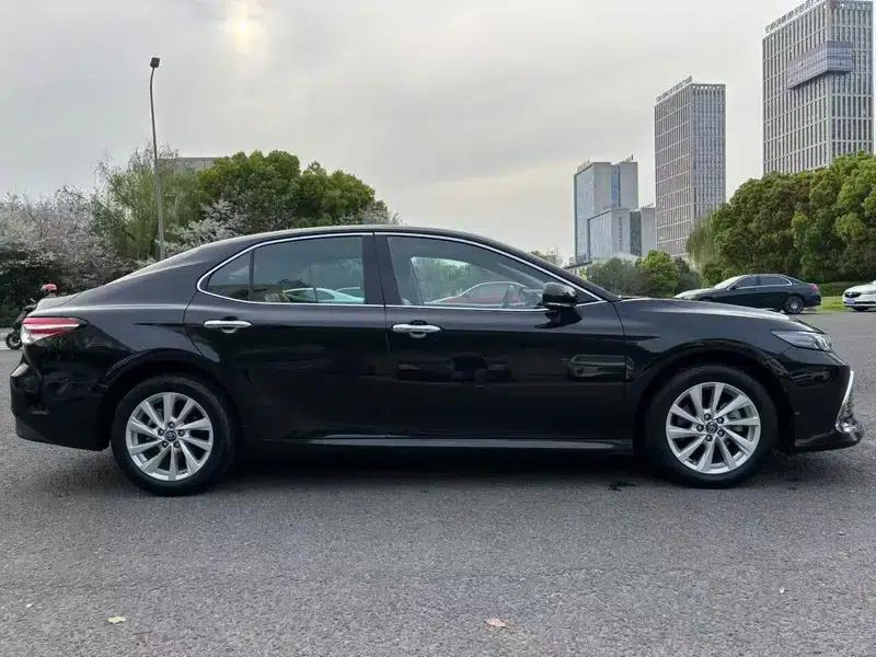 2022 Camry 2.0G Luxury Edition — миниатюра 6