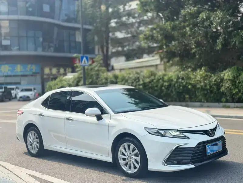 Camry 2021 2.0E Elite Edition — миниатюра 3