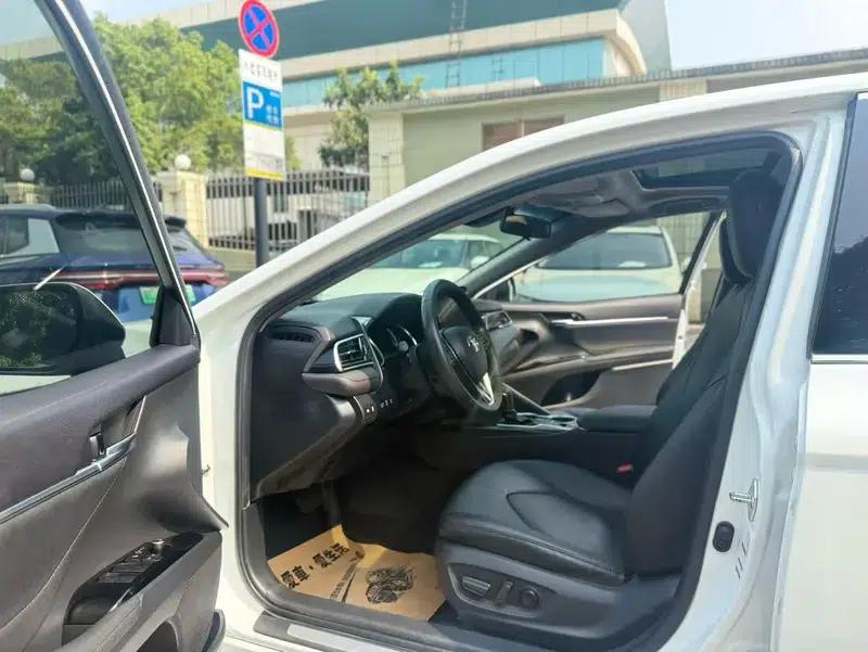 Camry 2021 2.0E Elite Edition — миниатюра 8