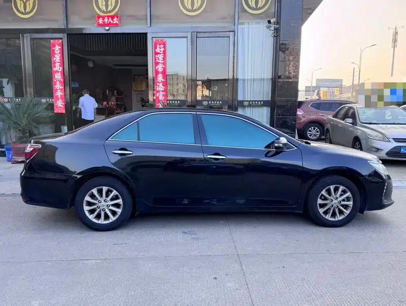2015 Camry 2.0G Luxury Edition — миниатюра 6