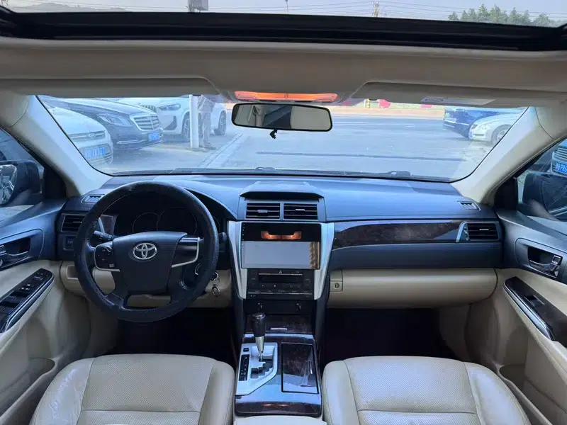 2015 Camry 2.0G Luxury Edition — миниатюра 9