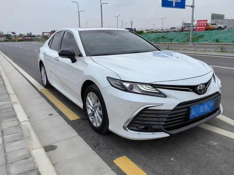 2022 Camry 2.0G Luxury Edition — миниатюра 3