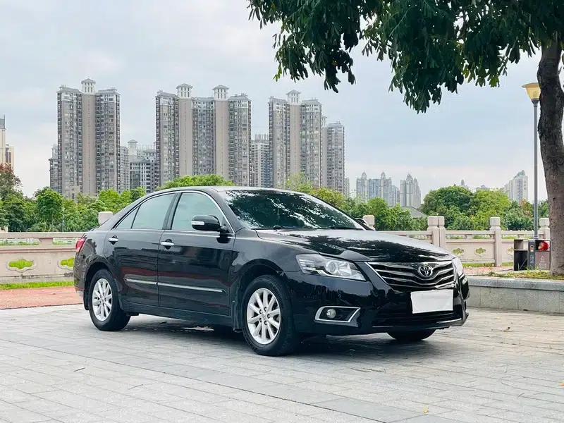 2013 Camry 200G Classic Luxury Edition — миниатюра 3
