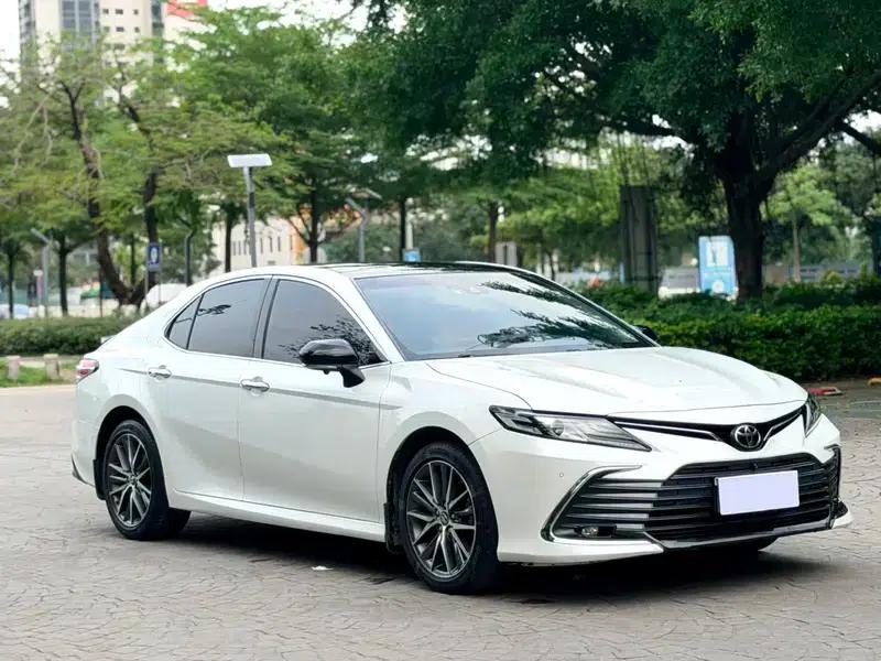 Camry 2021 2.5G Luxury Edition — миниатюра 3