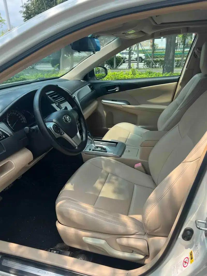 2012 Camry 2.0G Luxury Navigation Edition — миниатюра 8