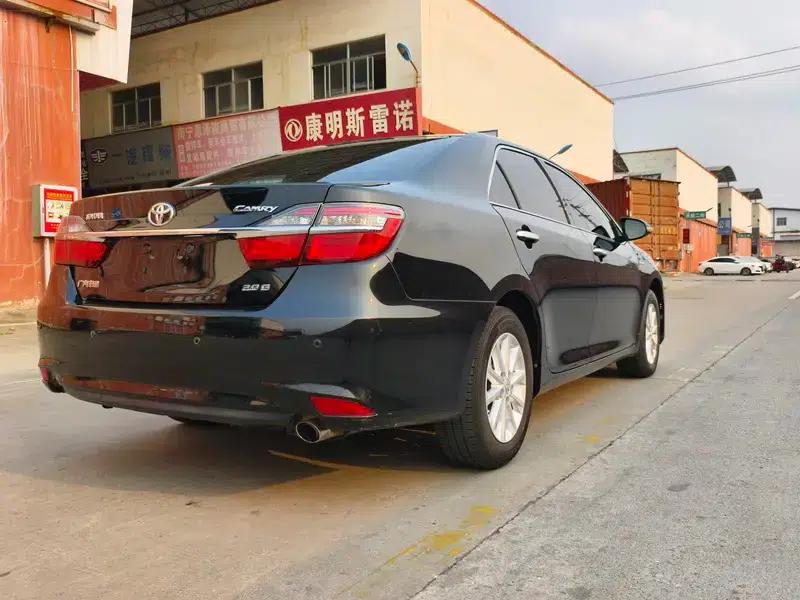 Camry 2015 2.0G Leading Edition — миниатюра 7