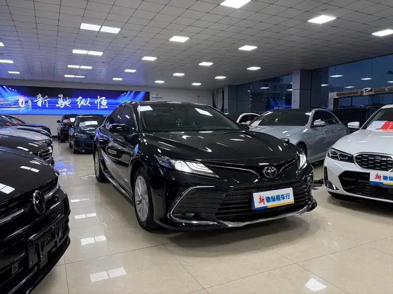2023 Camry 2.0G Luxury Edition — миниатюра 3