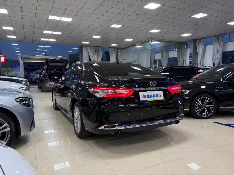 2023 Camry 2.0G Luxury Edition — миниатюра 4