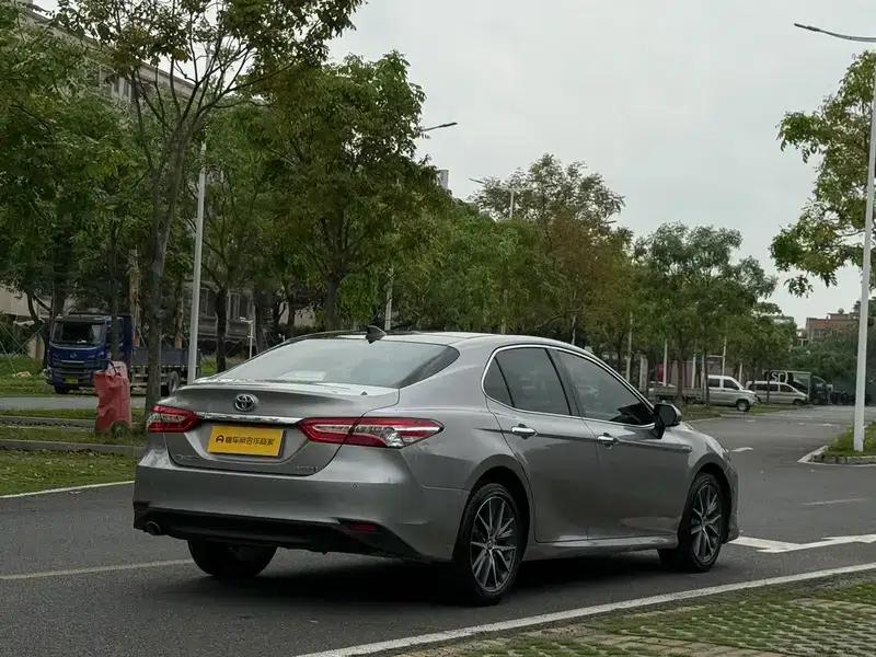 Camry 2021 Hybrid 2.5HG Luxury Edition — миниатюра 7