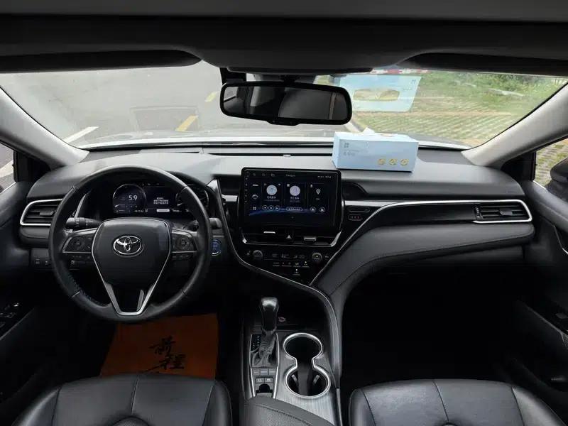 Camry 2021 Hybrid 2.5HG Luxury Edition — миниатюра 8