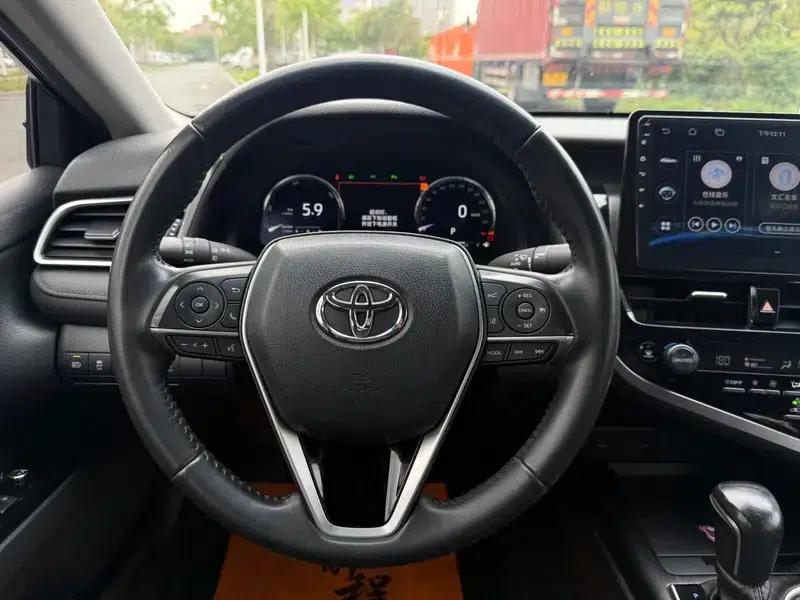 Camry 2021 Hybrid 2.5HG Luxury Edition — миниатюра 9