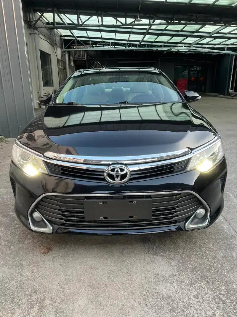 Camry 2016 2.0G 10th Anniversary Leading Edition — миниатюра 2