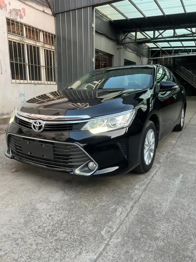 Camry 2016 2.0G 10th Anniversary Leading Edition — миниатюра 9