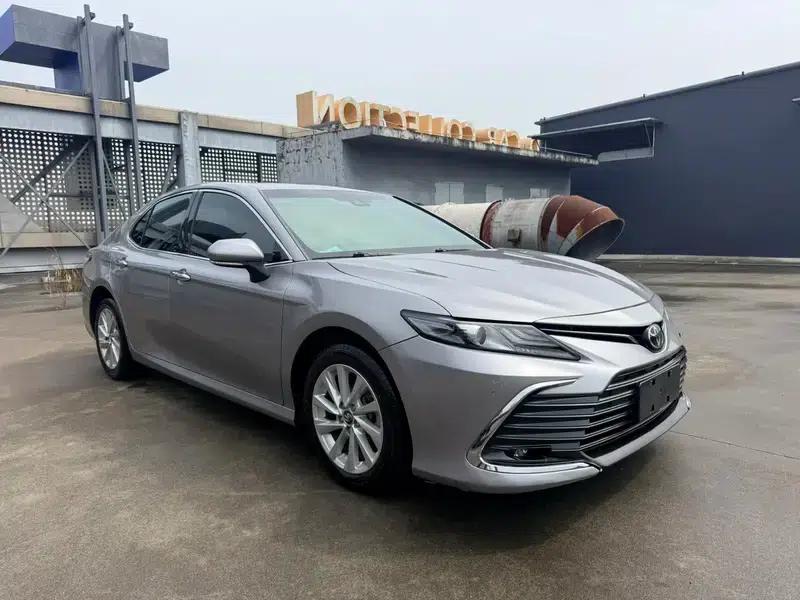 2021 Camry 2.0G Luxury Edition — миниатюра 3