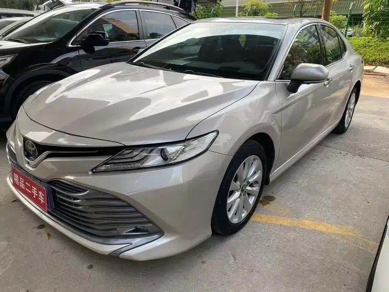 2018 Camry 2.0G Luxury Edition — миниатюра 1