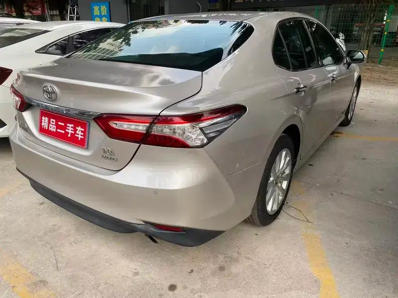 2018 Camry 2.0G Luxury Edition — миниатюра 6