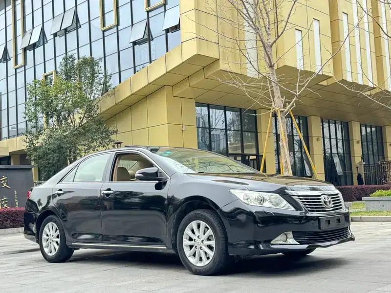 2012 Camry 2.0G Luxury Edition — миниатюра 3
