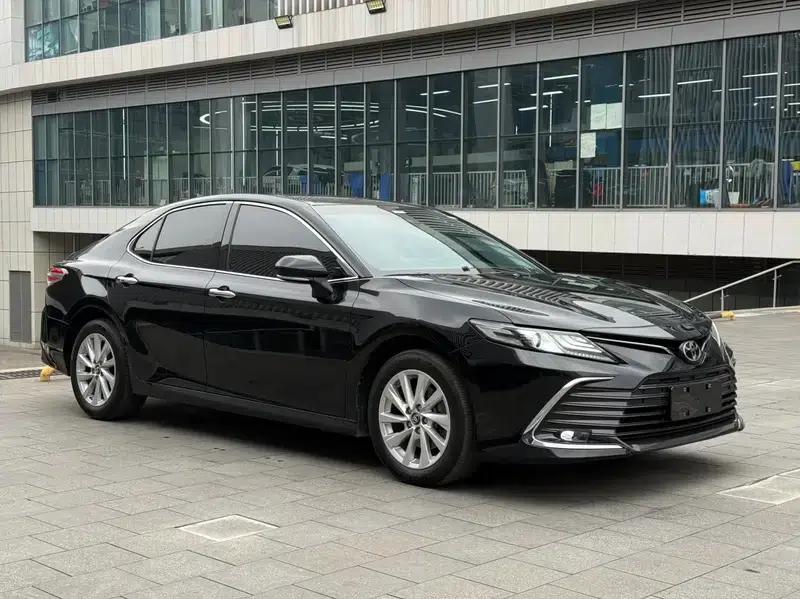 2021 Camry 2.0G Luxury Edition — миниатюра 3