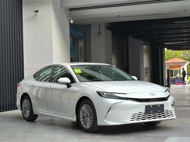Camry 2026 2.0E Elite Edition — миниатюра 3