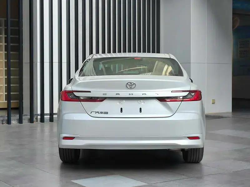 Camry 2026 2.0E Elite Edition — миниатюра 5