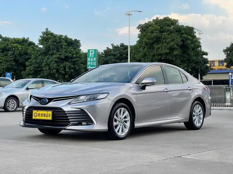 Camry 2021 Hybrid 2.5HGVP Leading Edition — миниатюра 1