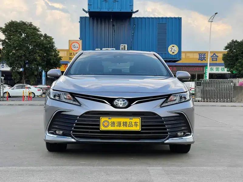 Camry 2021 Hybrid 2.5HGVP Leading Edition — миниатюра 2